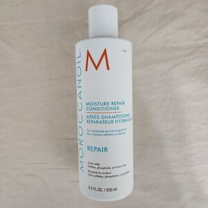 Moroccanoil Moisture Repair Conditioner